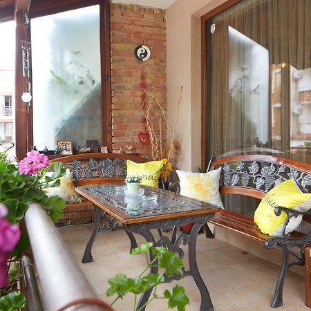 Nirvana Guest House Nesebar Exterior photo